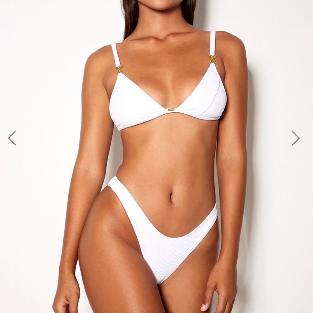 Gooseberry Intimates White Triangle Bikini Sz Medium (top and bottom)